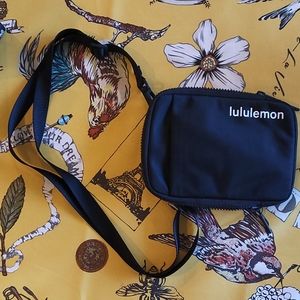 New Condition Lululemon Easy Acess Crossbody Bag